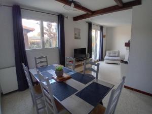 Χώρος καθιστικού στο GITE EN PROVENCE
