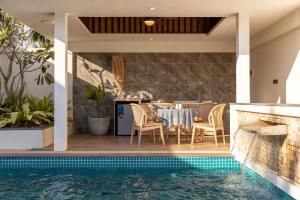 Bassein majutusasutuses Ream YoHo Resort või selle lähedal