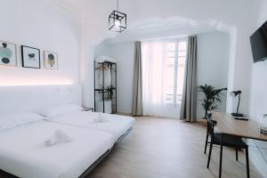 Postel nebo postele na pokoji v ubytování Concept Rooms