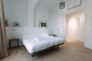 Postel nebo postele na pokoji v ubytování Concept Rooms