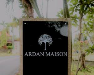 Certifikát, hodnocení, plakát nebo jiný dokument vystavený v ubytování Ardan Maison Ubud