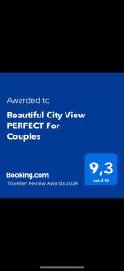Beautiful City View PERFECT For Couples في ترومسو: لقطه شاشة جوال بشاشة زرقاء