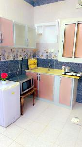 Virtuvė arba virtuvėlė apgyvendinimo įstaigoje المسك