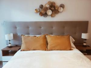 A bed or beds in a room at Hestia At Palermo Soho Cozy & Bright 1 Bdr