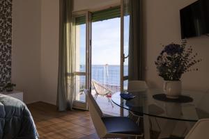 Posedenie v ubytovaní Cas’ A Mare - Beachfront Luxury Suites
