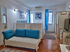 Μια τηλεόραση ή/και κέντρο ψυχαγωγίας στο Heart of Omis - Blue