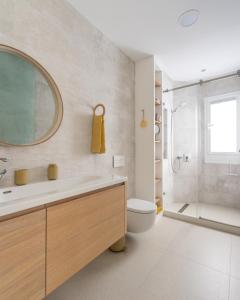 Fotografia z galérie ubytovania Fantástico Apartamento de diseño en Las Canteras. v destinácii Las Palmas de Gran Canaria + 25 fotografií