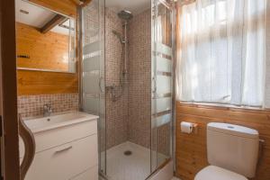 HolaCamp Sitges Garrofer的一间浴室