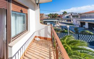 Balkón alebo terasa v ubytovaní Two-Bedroom Apartment In Kastel Kambelovac