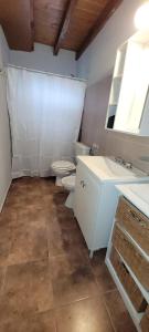 Ένα μπάνιο στο Blue House 3 Villa La Angostura