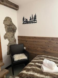 Postel nebo postele na pokoji v ubytování Haus Sibylle: Central, 3 bedroom, self-contained accomodation