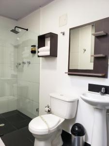 Koupelna v ubytování Hotel Suite Center Pereira
