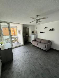 Fotografia z galérie ubytovania Appartement T2 cap d agde au calme proche toute commodité port et île des loisirs v destinácii Cap d'Agde