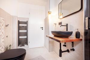 Um banheiro em Kurzzeitglück 24h Self Check-In E03
