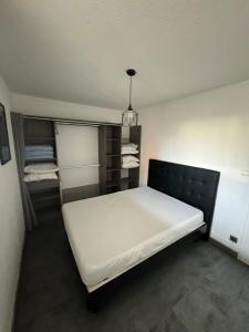 Fotografia z galérie ubytovania Appartement T2 cap d agde au calme proche toute commodité port et île des loisirs v destinácii Cap d'Agde
