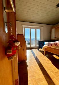 Ліжко або ліжка в номері Chalet La Louise avec vue imprenable