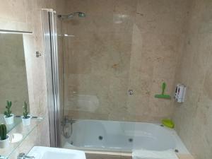 Zdjęcie z galerii obiektu Altos del Tomillar. Apartamento P&C. w mieście Torre del Mar