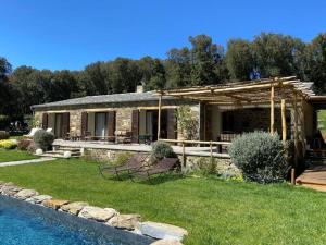 O grădină în afara Bergerie du Cap Corse