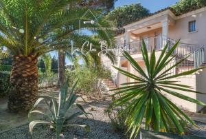 Ogród w obiekcie Farniente Saint Tropez IV