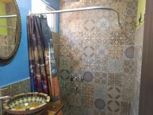 Koupelna v ubytování Hostel De La Tana + 21 fotografií