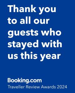 Merci à tous les invités qui sont restés avec nous cette année bleue dans l'établissement Olive Grove Cottage Skalani, à Knossós
