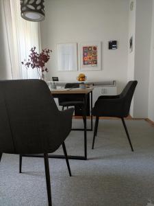 Posedenie v ubytovaní Konzul -Top apartment, strict center, parking
