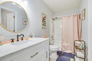 Ένα μπάνιο στο Riverfront Columbia Condo 4 Mi to USC!