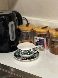 Принадлежности для чая и кофе в Air Residences -City View