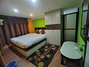 Chareli Resortにあるベッド