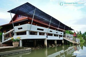 Fotografie z fotogalerie ubytování บ้านสวนอุดมสวัสดิ์ อัมพวา v destinaci Amphawa