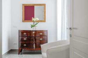 Afbeelding uit fotogalerij van Residenza Palazzo Migliaccio in Vico Equense