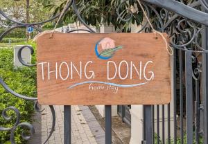 Certifikát, hodnocení, plakát nebo jiný dokument vystavený v ubytování Thong Dong Homestay