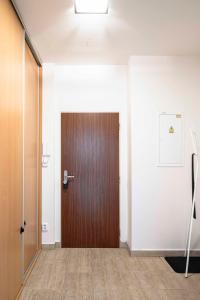 Fotografia z galérie ubytovania 150m² 4BR Duplex Near Metro & Prague Center v Prahe