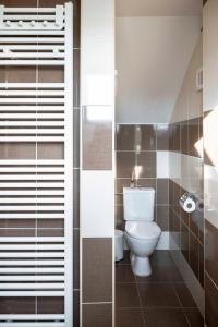 Kúpeľňa v ubytovaní 150m² 4BR Duplex Near Metro & Prague Center