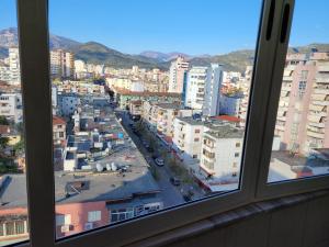 Fotografie z fotogalerie ubytování Elbasan modern apartment city center v destinaci Elbasan