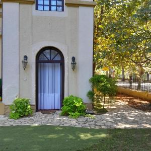 Vonkajšia záhrada v ubytovaní Apartman Orgona