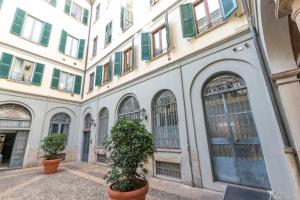 The building in which Az apartmant is located