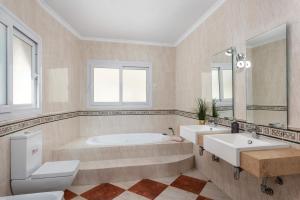 Kúpeľňa v ubytovaní Villa Ros - PlusHolidays