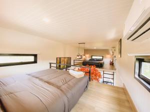 ภาพในคลังภาพของ The Other Side-TinyHouse Khaoyai ในBan Lam Thong Lang