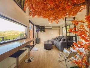 ภาพในคลังภาพของ The Other Side-TinyHouse Khaoyai ในBan Lam Thong Lang