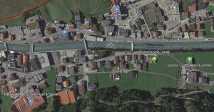 The surrounding neighborhood or a neighborhood close to a vendégházakat