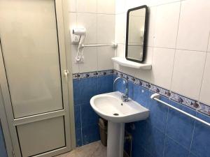 Bagno di Pyramids Nun INN