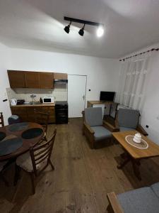 Kuchyň nebo kuchyňský kout v ubytování Apartment Dehtáře