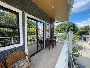 En balkong eller terrass på Home in Pampanga, 3 bedroom house