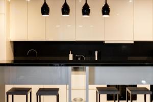 Kuchyňa alebo kuchynka v ubytovaní Diamonds Apartment