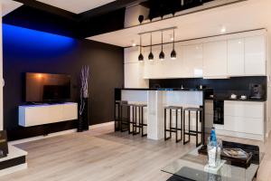 Kuchyňa alebo kuchynka v ubytovaní Diamonds Apartment