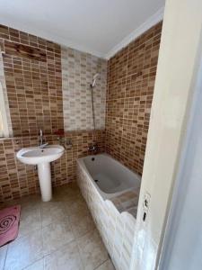 Ένα μπάνιο στο Stand alone Villa Seabreeze with private pool