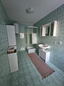 Ett badrum på Studios Dolček
