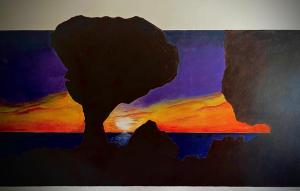 une peinture d'un arbre avec un coucher de soleil en arrière-plan dans l'établissement Baja Real Hotel Boutique, à La Paz