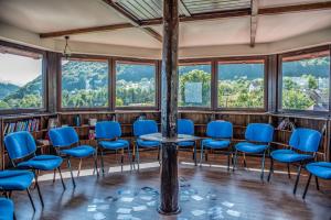 Nespecifikovaný výhled na hory nebo výhled na hory při pohledu z hotelu